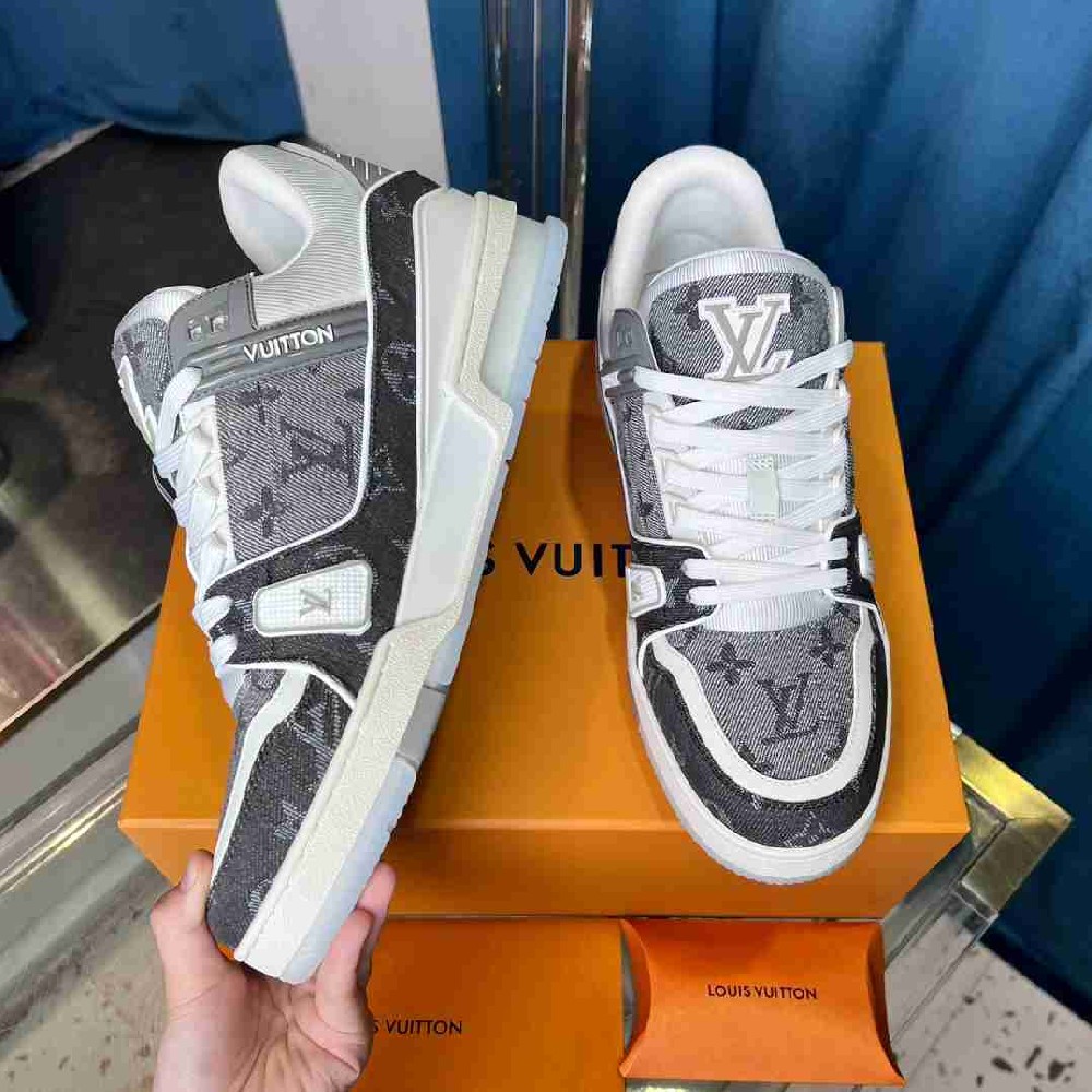 LV  sneakers LU0499