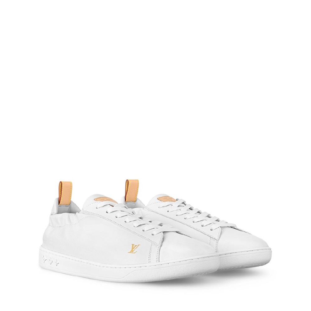 LV sneakers LU0526