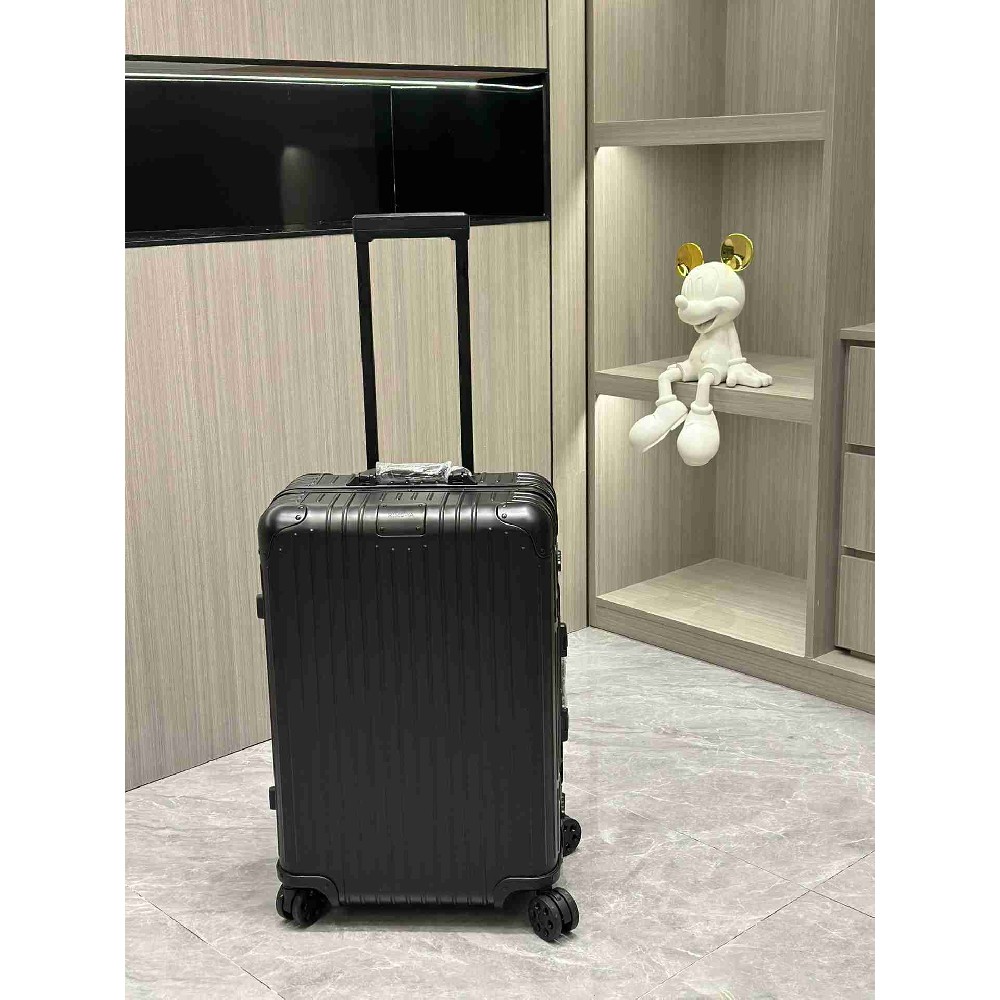 Rimowa Suitcase LXX0010
