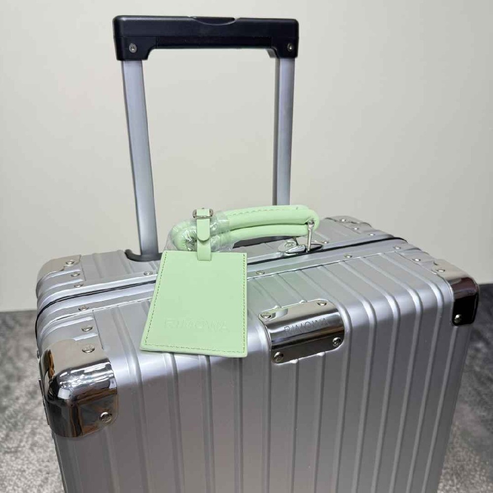 Rimowa  Suitcase LXX0050