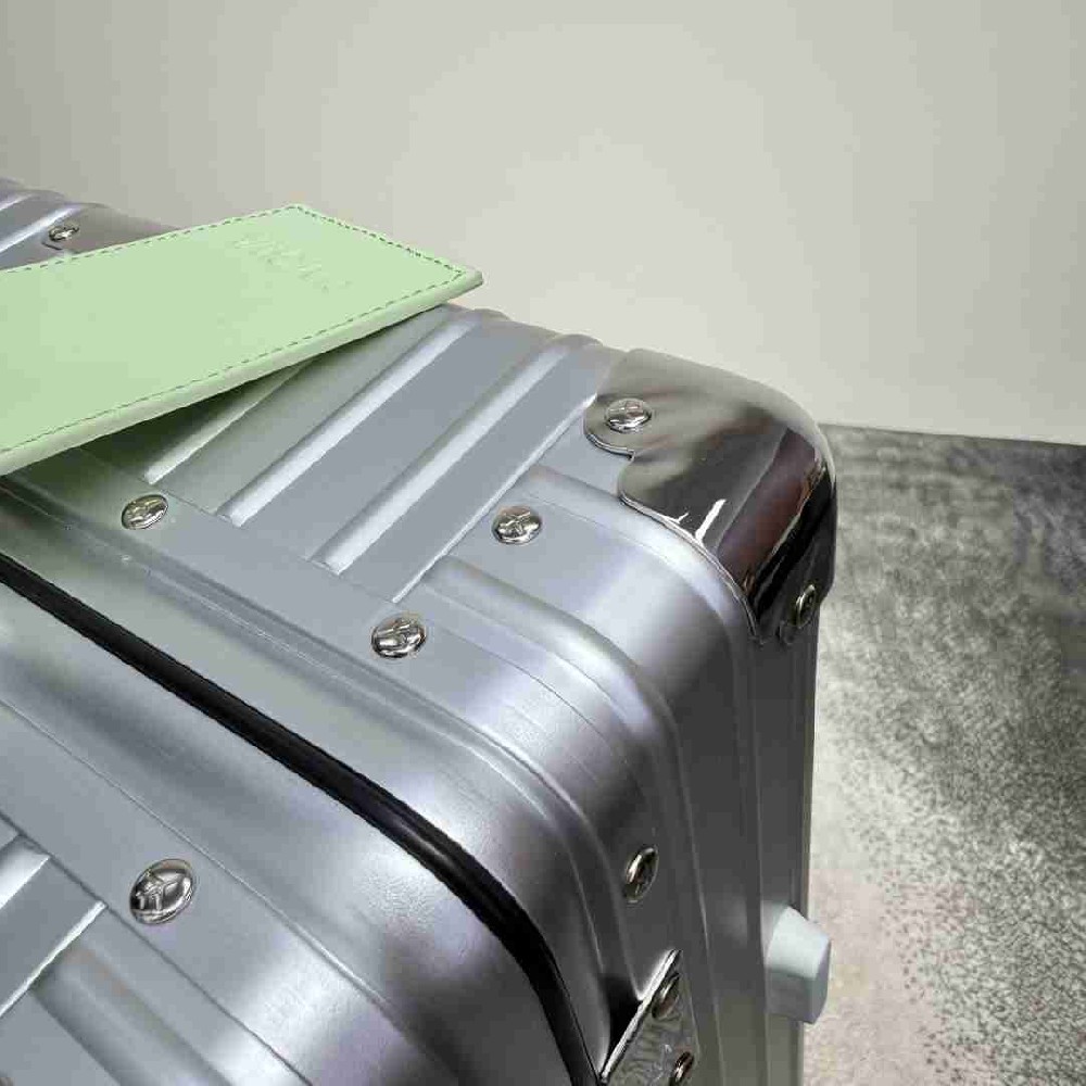 Rimowa  Suitcase LXX0050