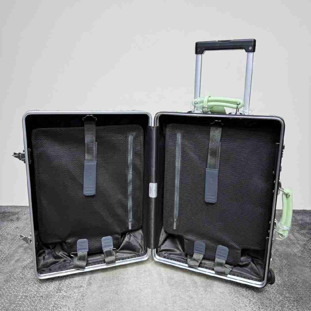 Rimowa  Suitcase LXX0050