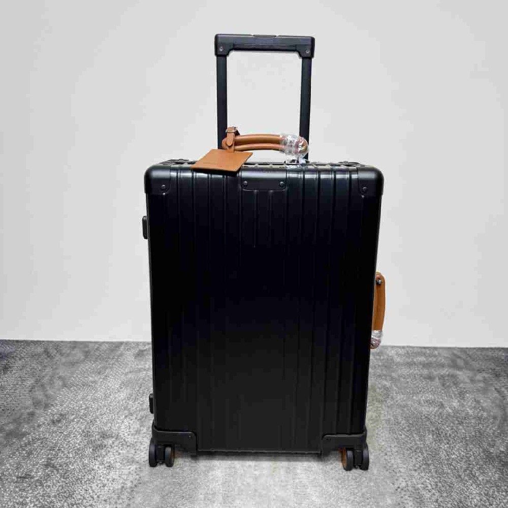 Rimowa Suitcase LXX0053