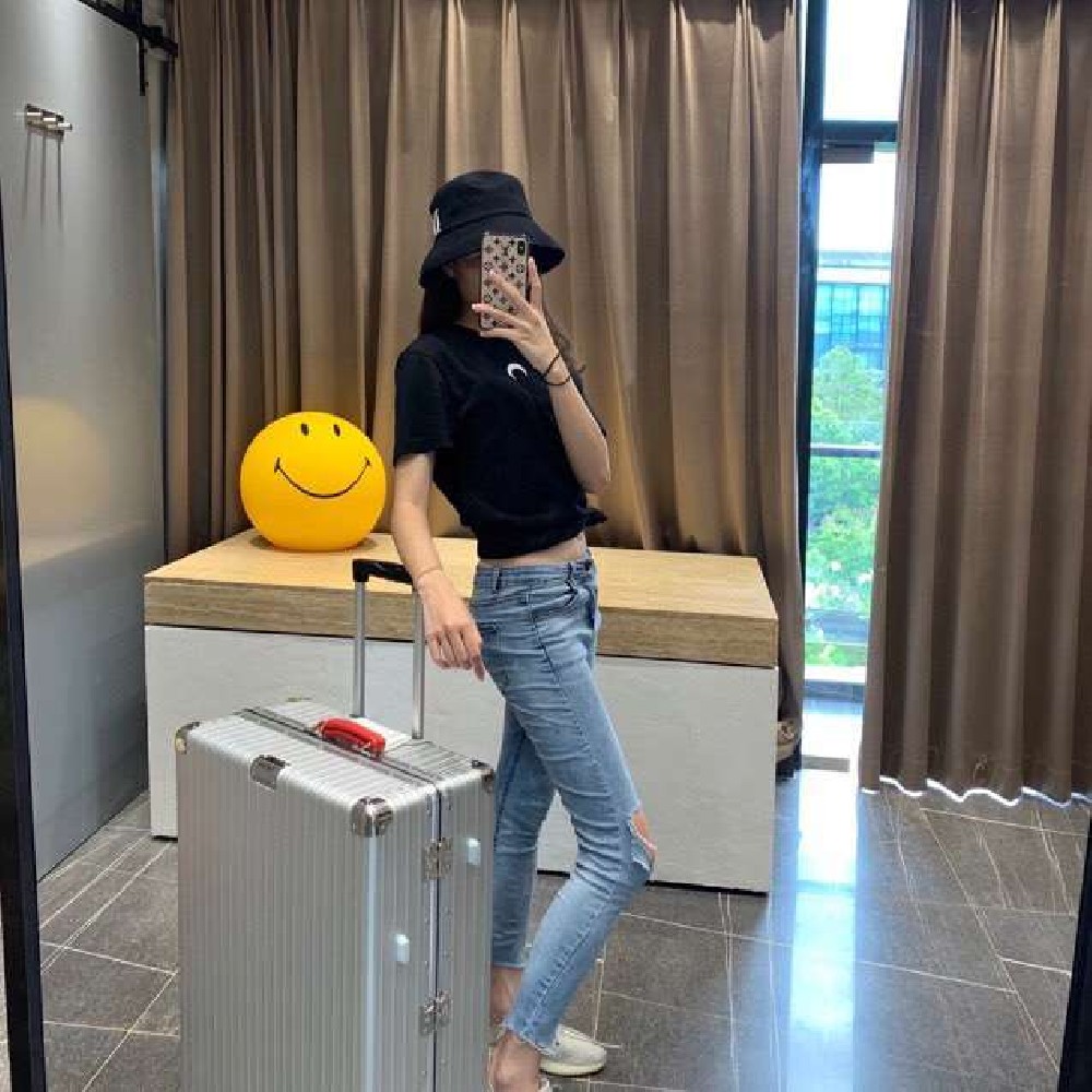 Rimowa  Suitcase LXX0057