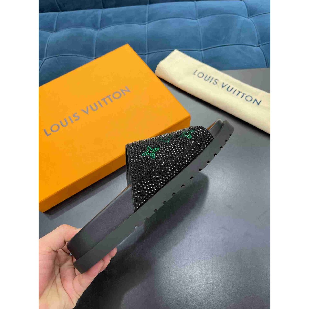 Louis Vuitton Slipper