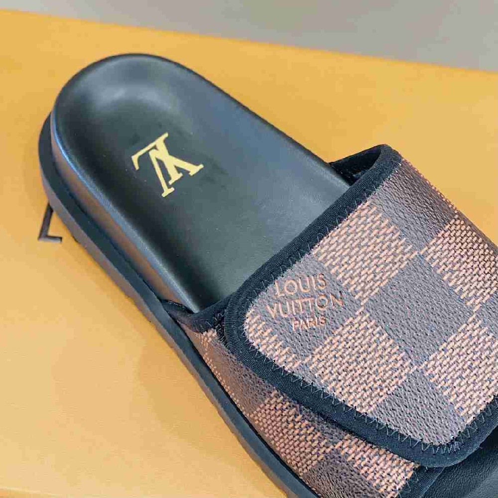 Louis Vuitton Slipper