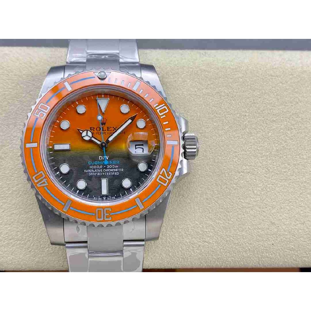 ROLEX  New Submariner 40MM RO1339