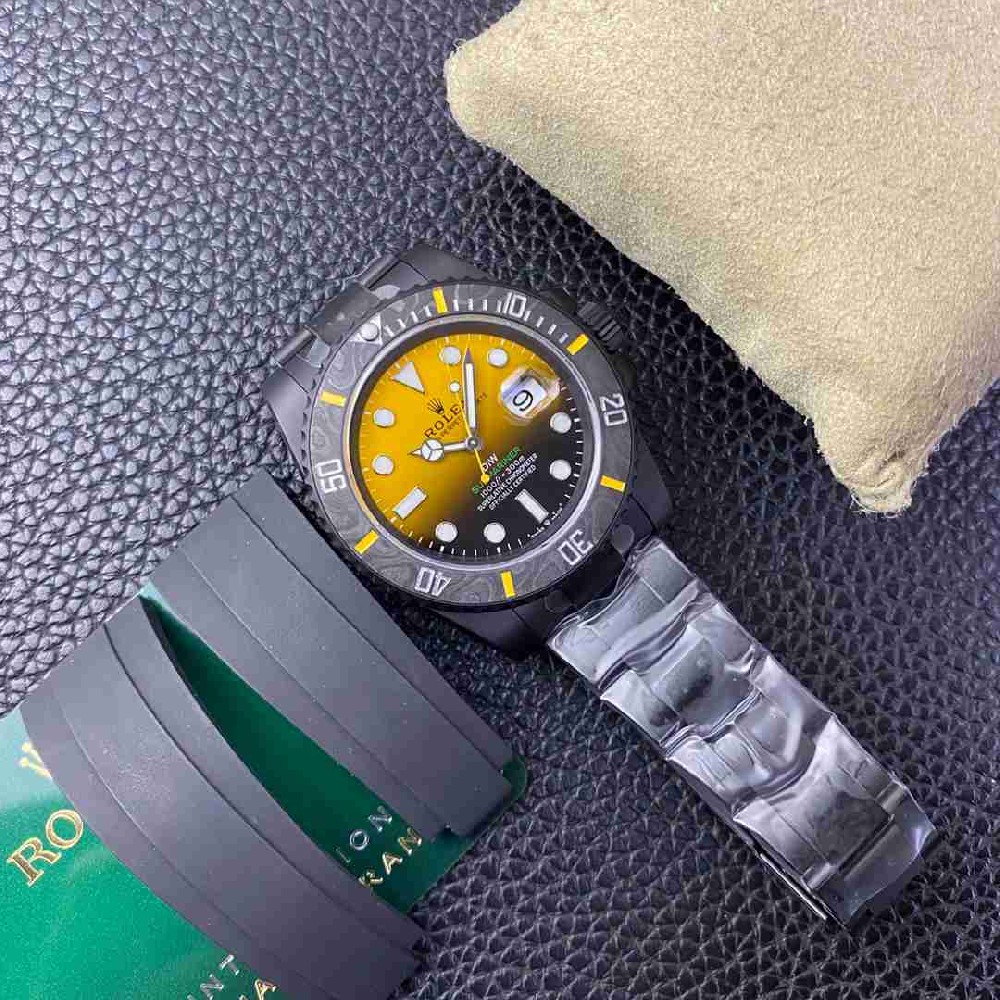 ROLEX  New Submariner 40MM RO1387