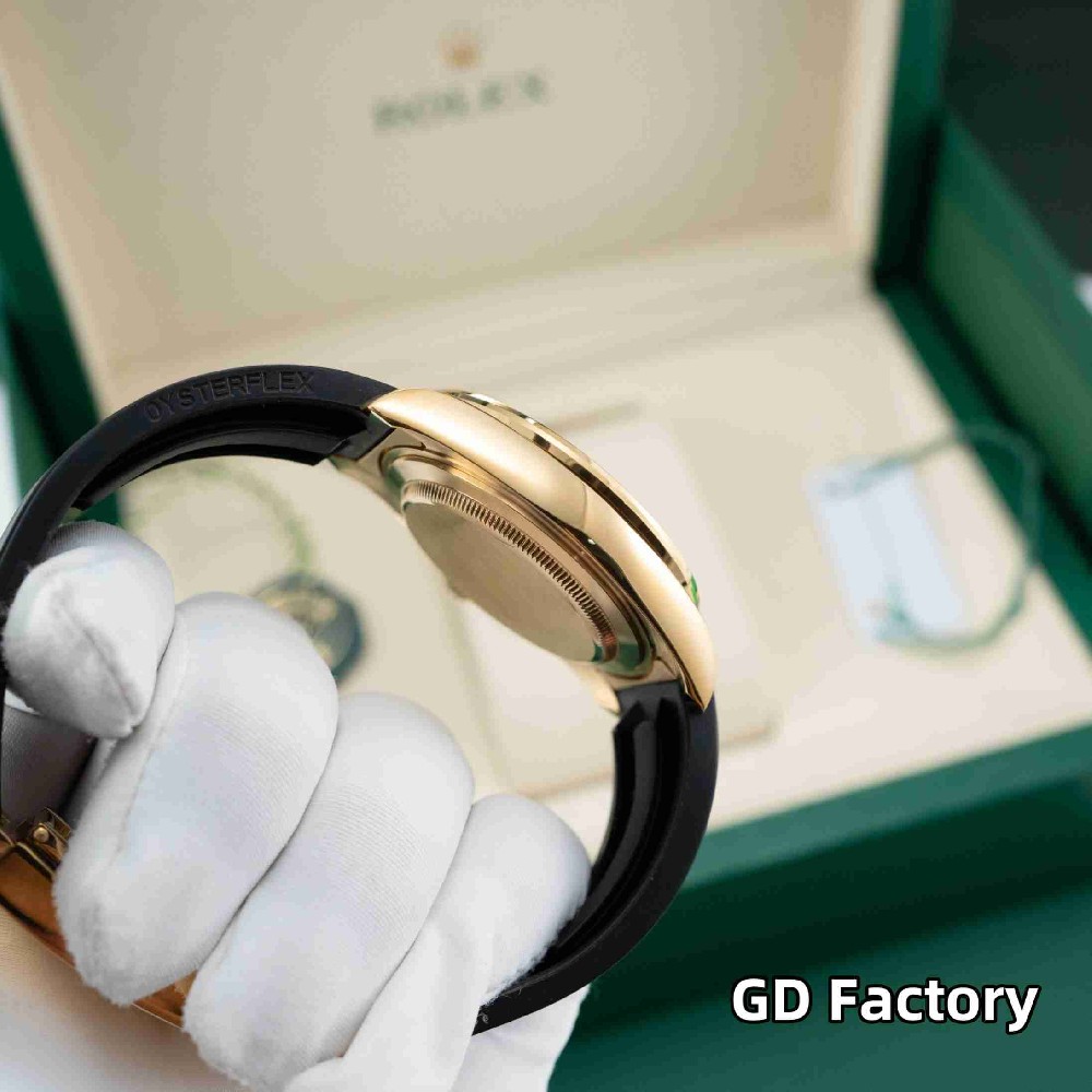 ROLEX  Daytona RO1942 (2025 new)